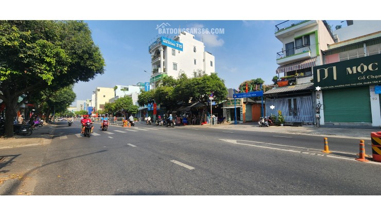 Cho thuê nhà mặt tiền Nguyễn Sơn q.Tân Phú 154m², 2TẦNG, NGANG LỚN 7M - CẠNH CHUNG CƯ